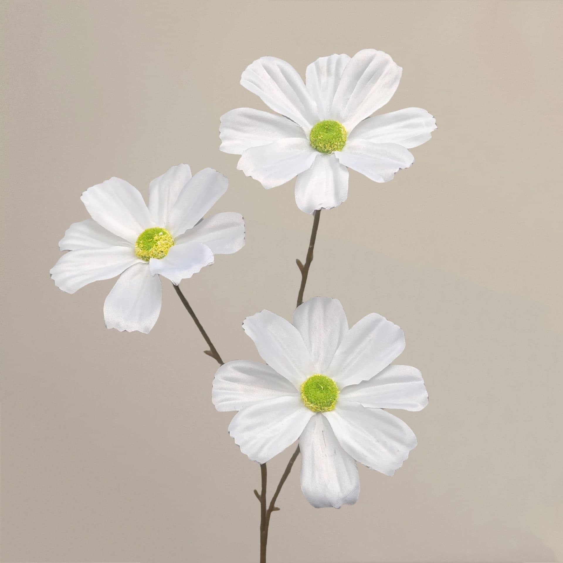 White wedding flower rose Phalaenopsis lily full of hydrangea fake flower white real flower