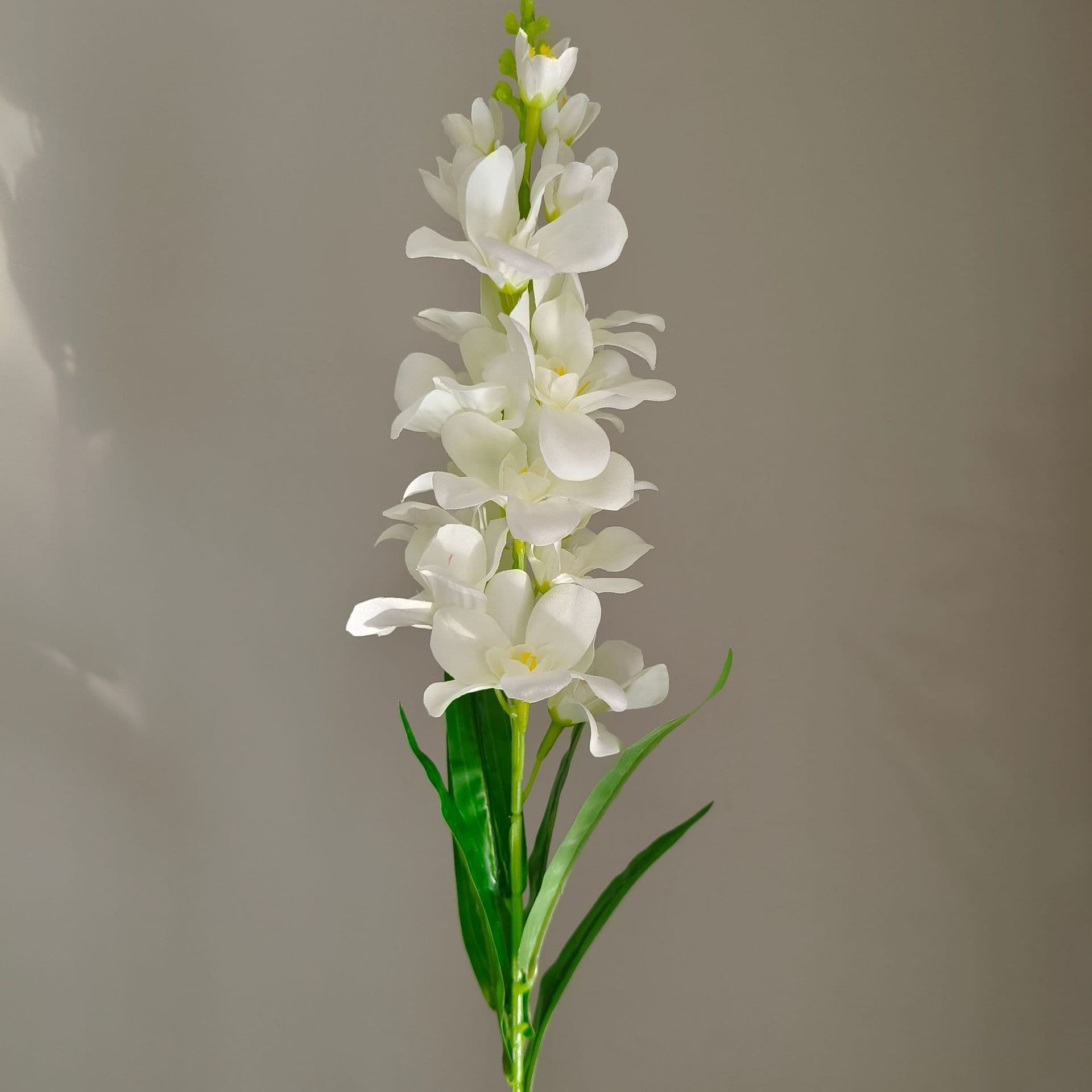 White wedding flower rose Phalaenopsis lily full of hydrangea fake flower white real flower