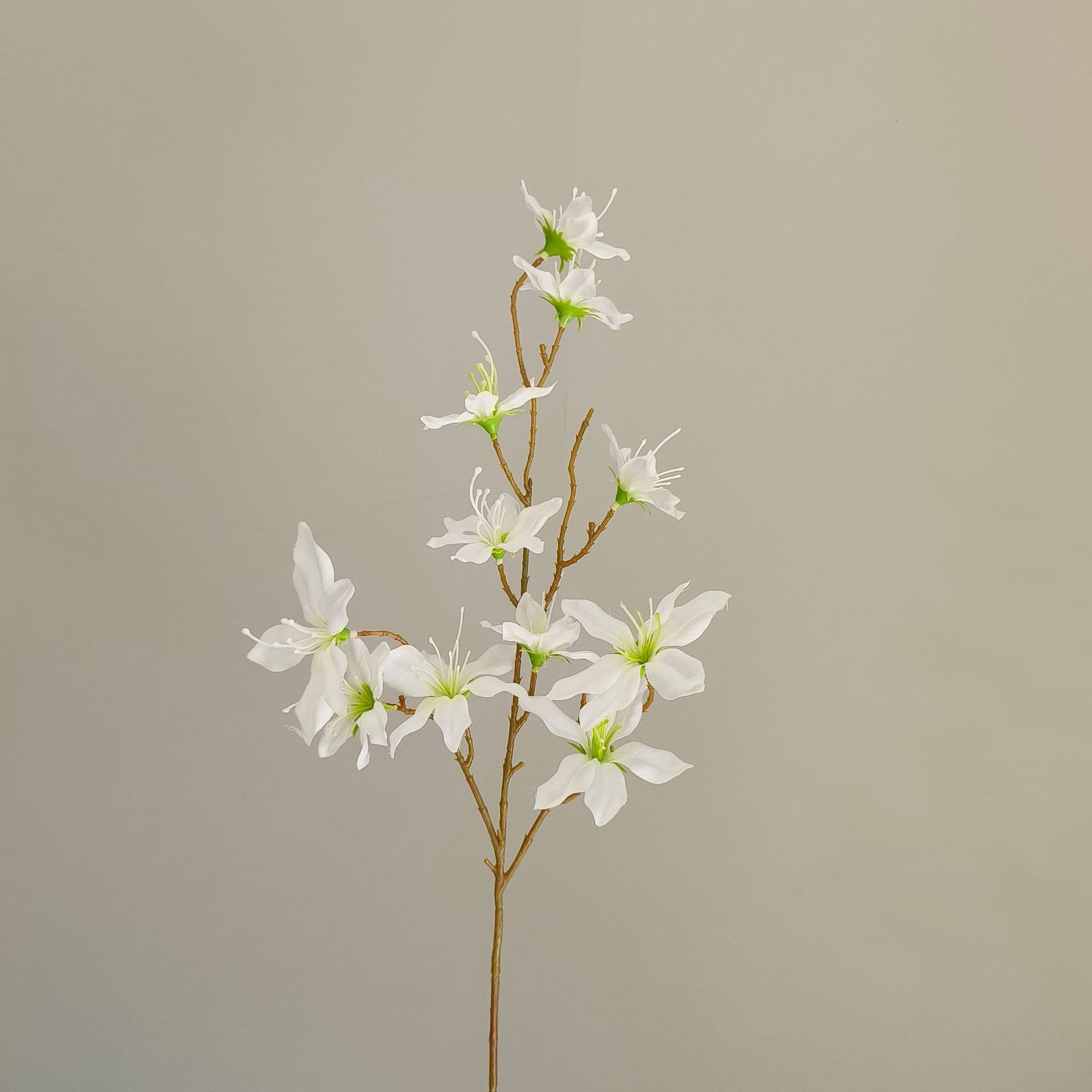 White wedding flower rose Phalaenopsis lily full of hydrangea fake flower white real flower