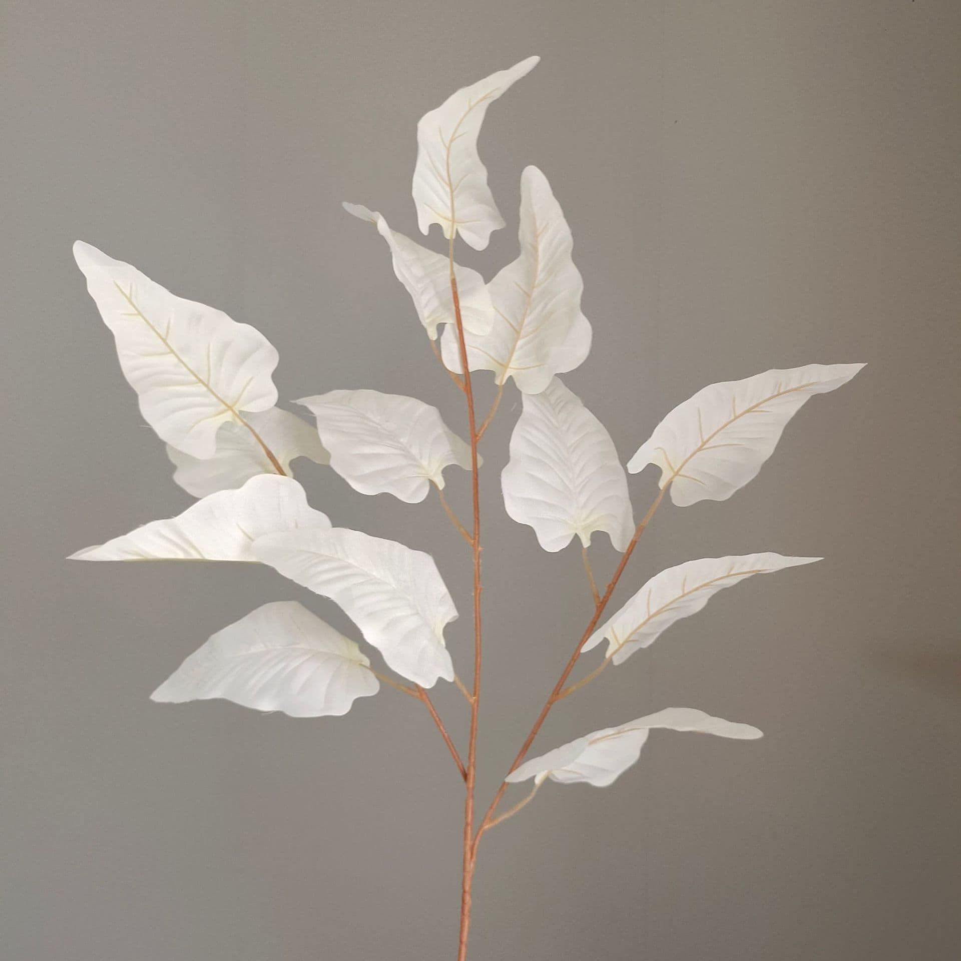 White wedding flower rose Phalaenopsis lily full of hydrangea fake flower white real flower