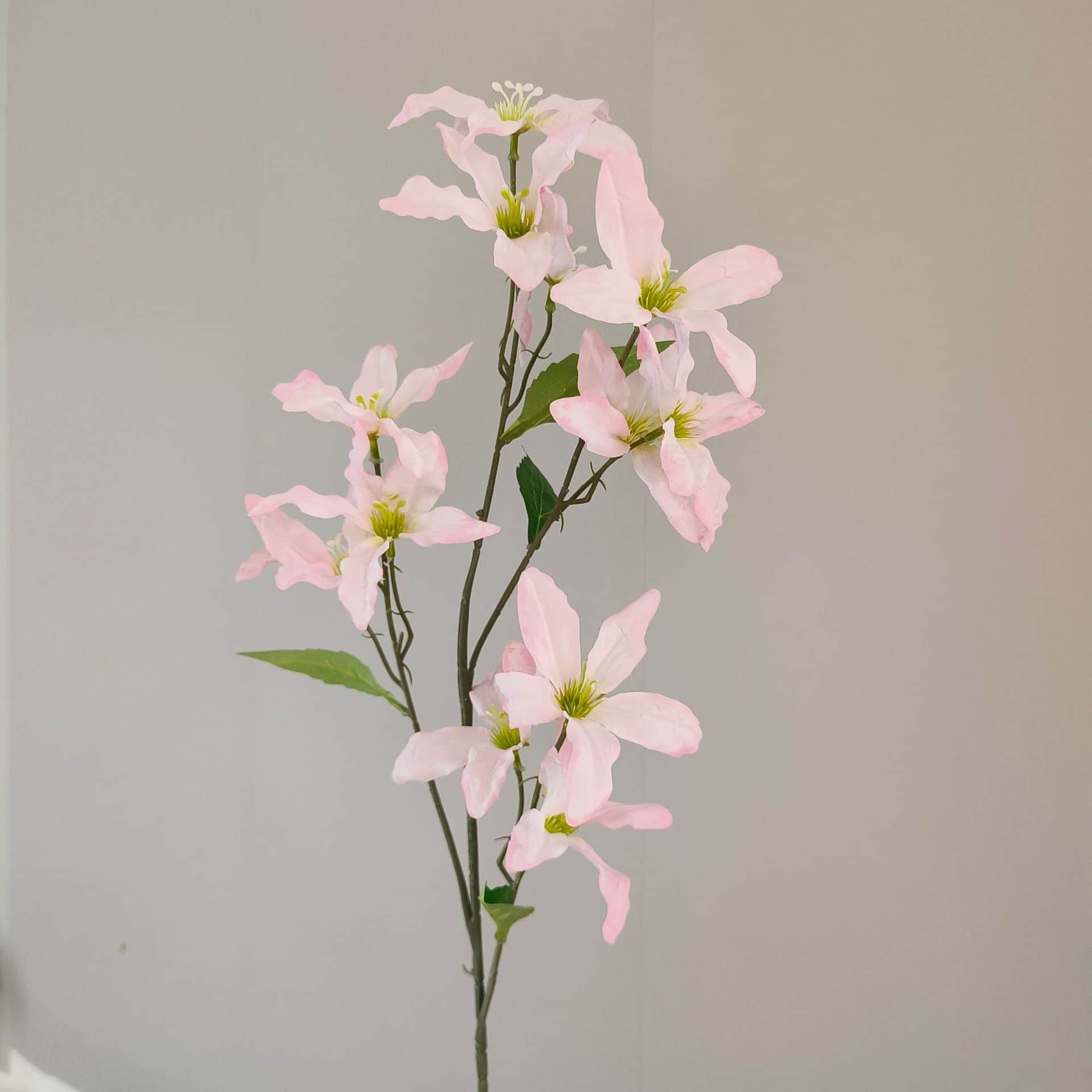 Pink artificial flowers wedding flowers arrangement faux hydrangea 