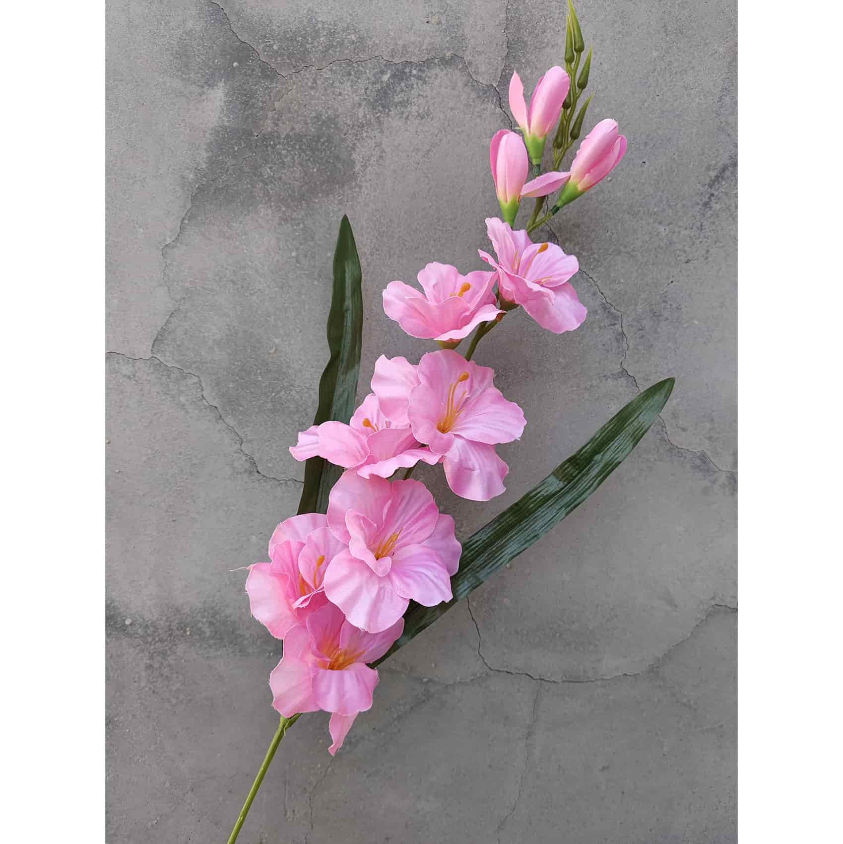 Pink artificial flowers wedding flowers arrangement faux hydrangea 