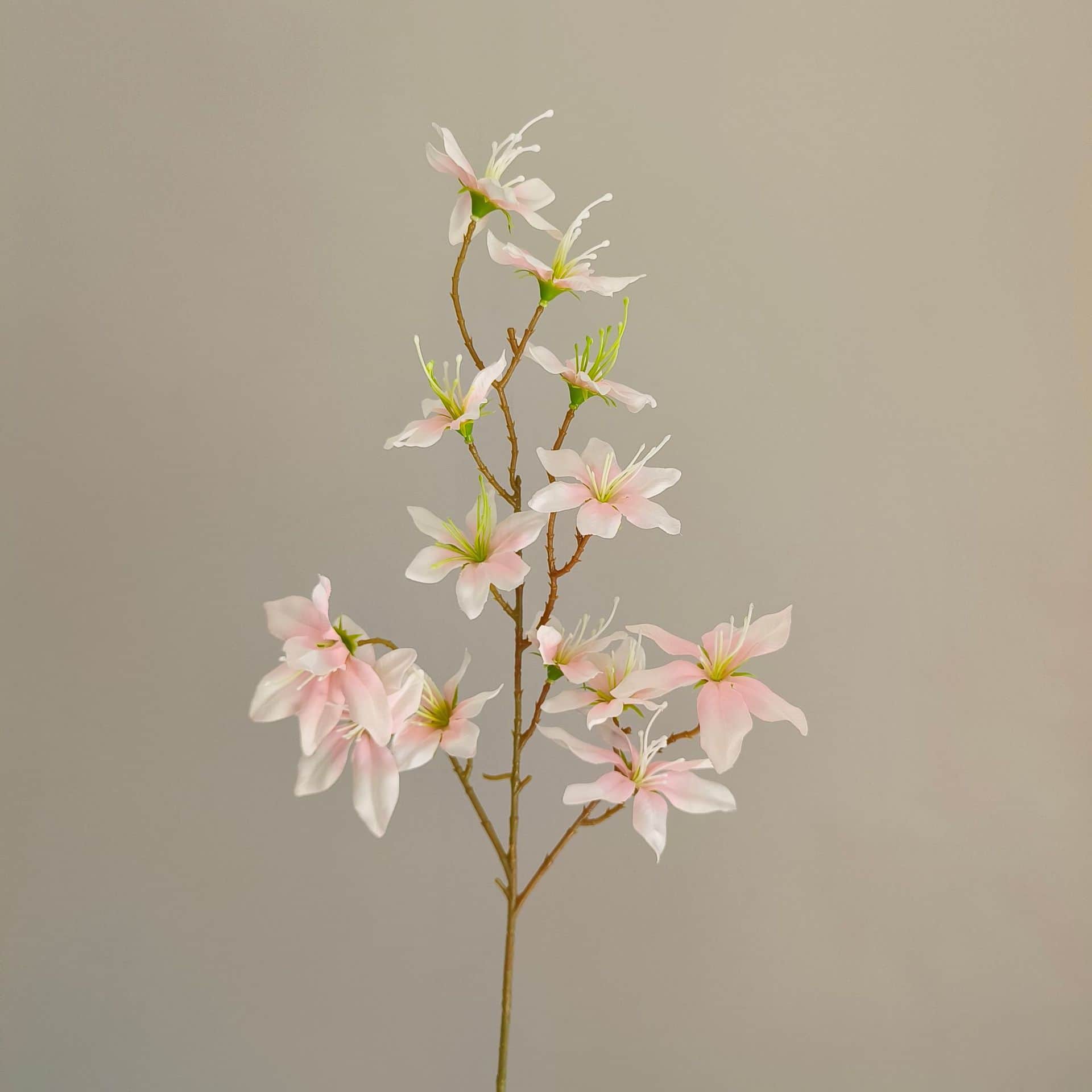 Pink artificial flowers wedding flowers arrangement faux hydrangea 