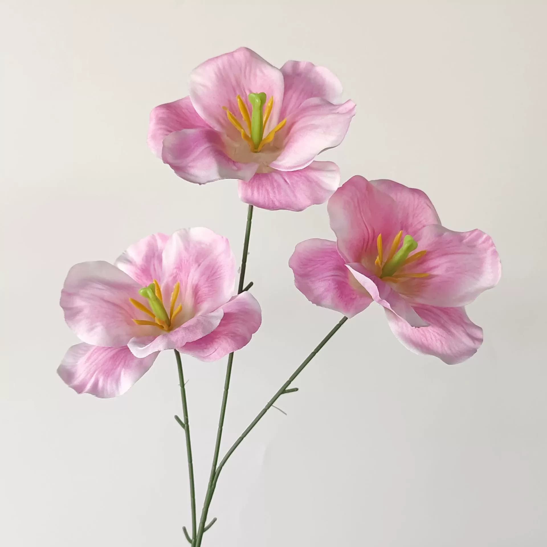 Pink artificial flowers wedding flowers arrangement faux hydrangea 