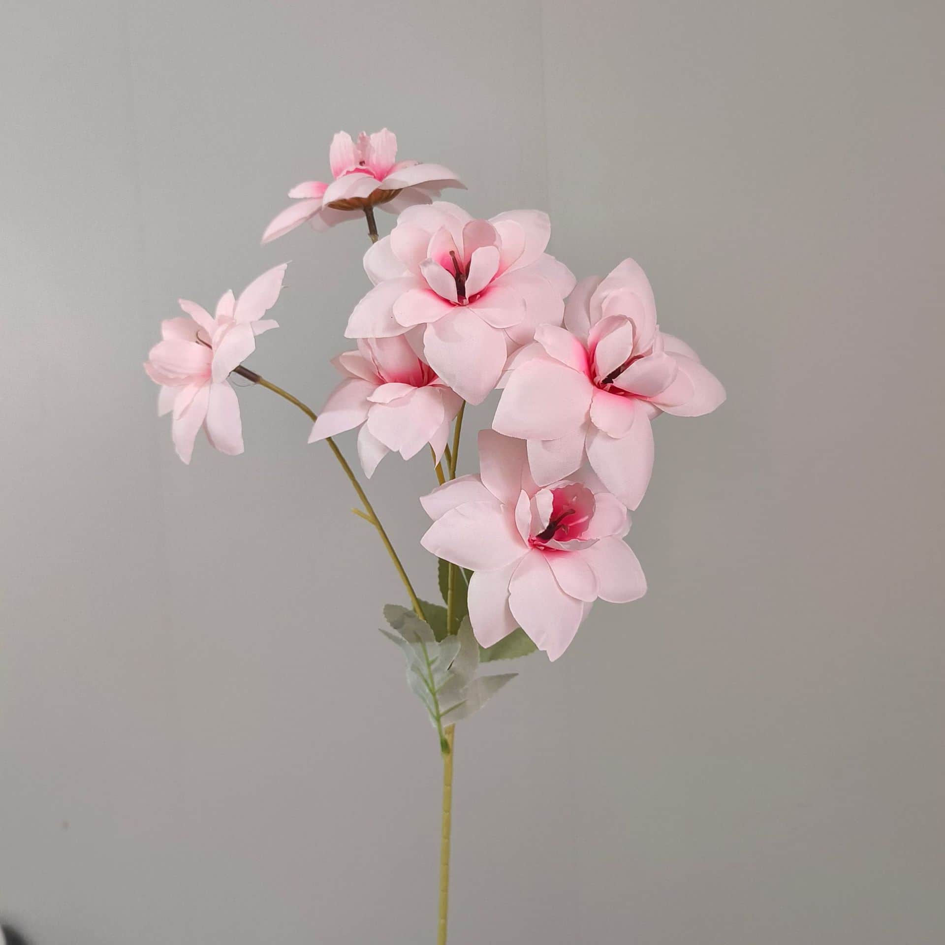 Pink artificial flowers wedding flowers arrangement faux hydrangea 