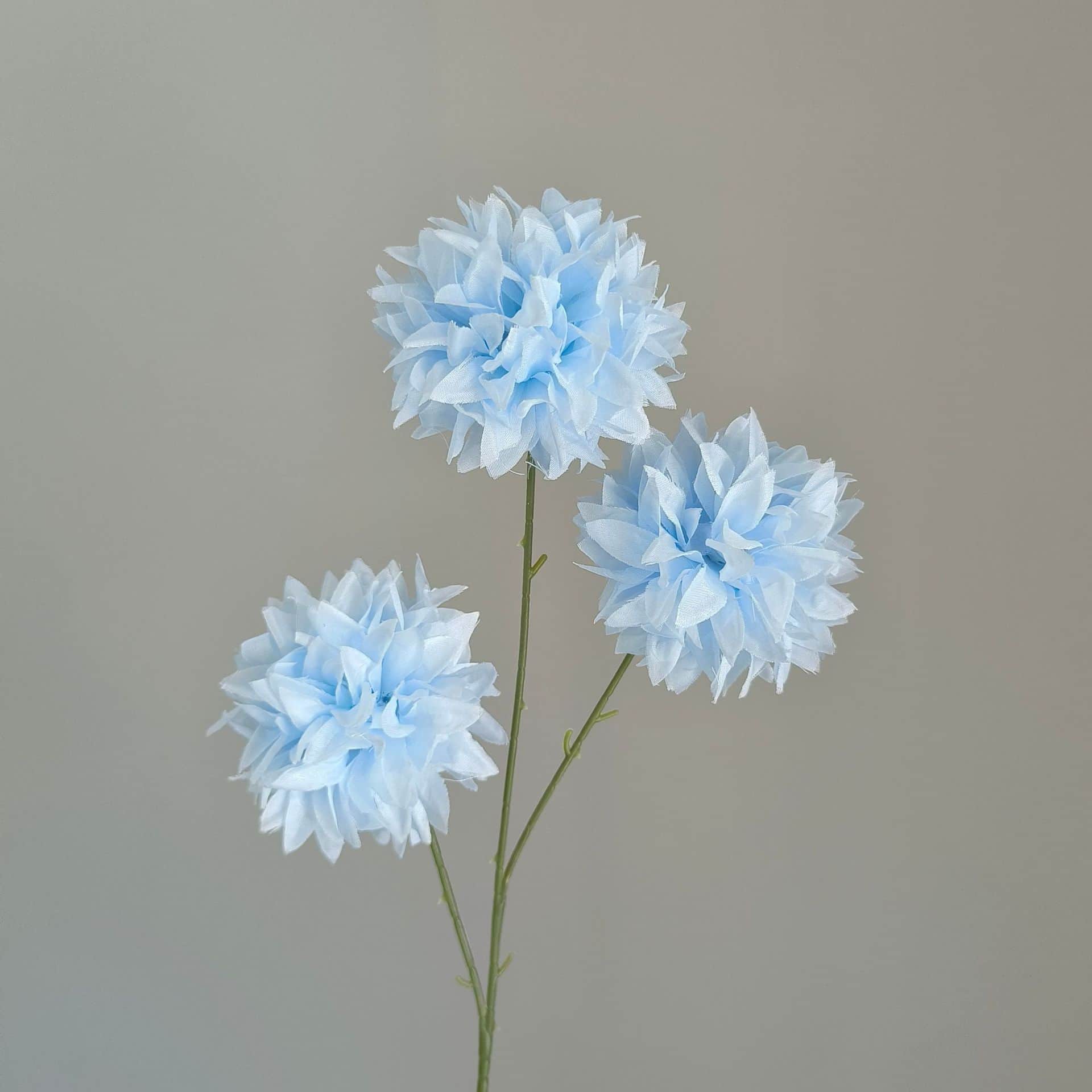 Blue artificial flowers wedding flowers arrangement