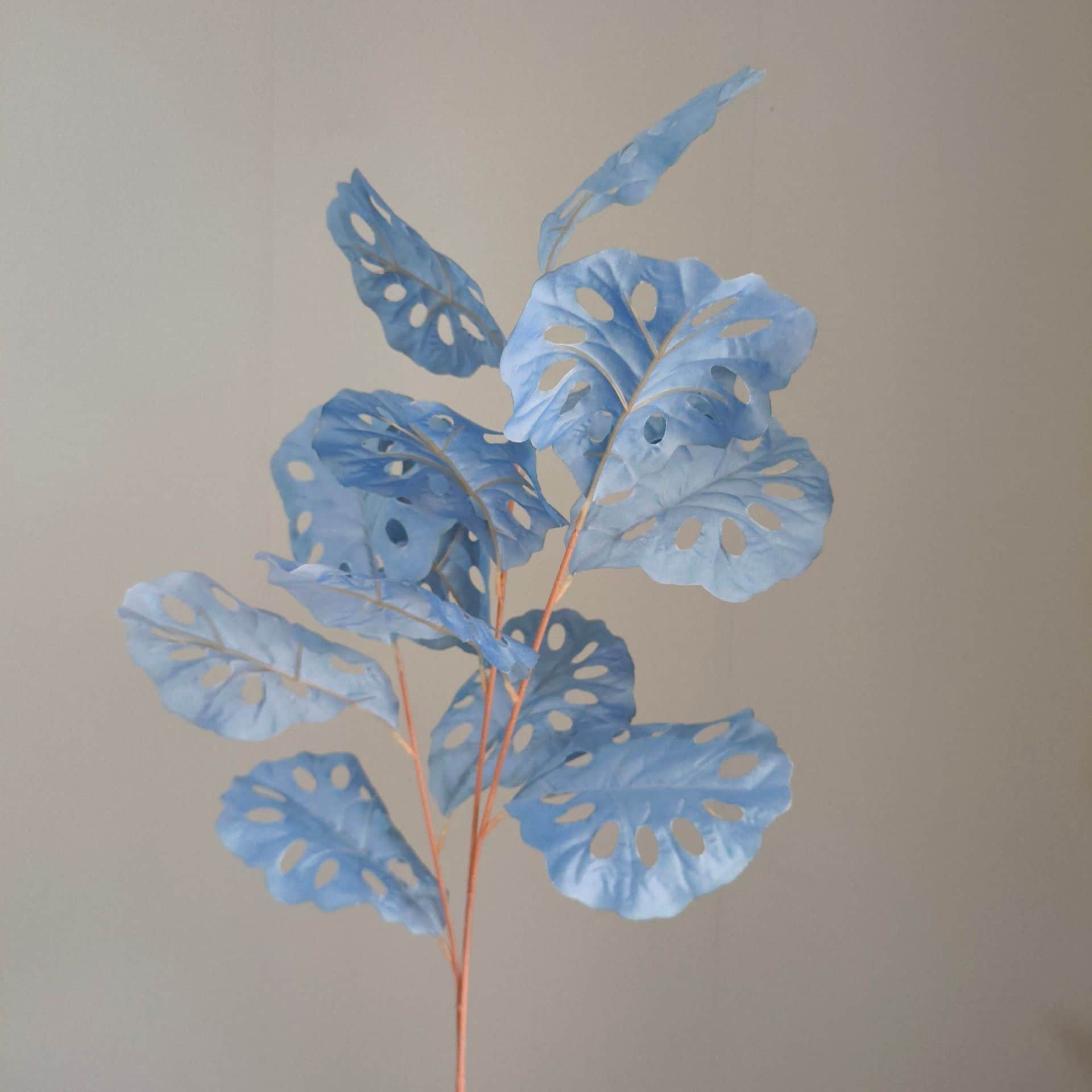 Blue artificial flowers wedding flowers arrangement