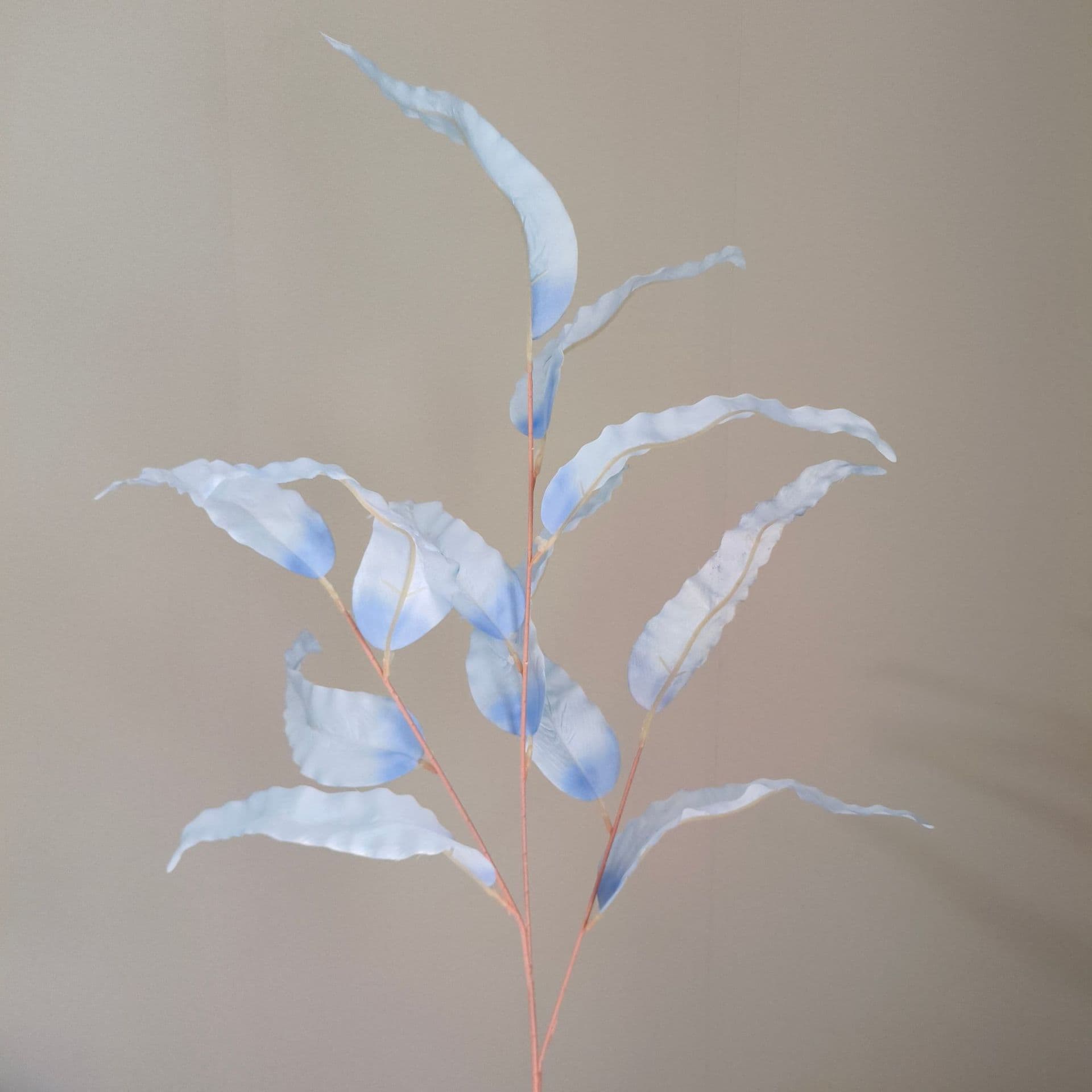 Blue artificial flowers wedding flowers arrangement