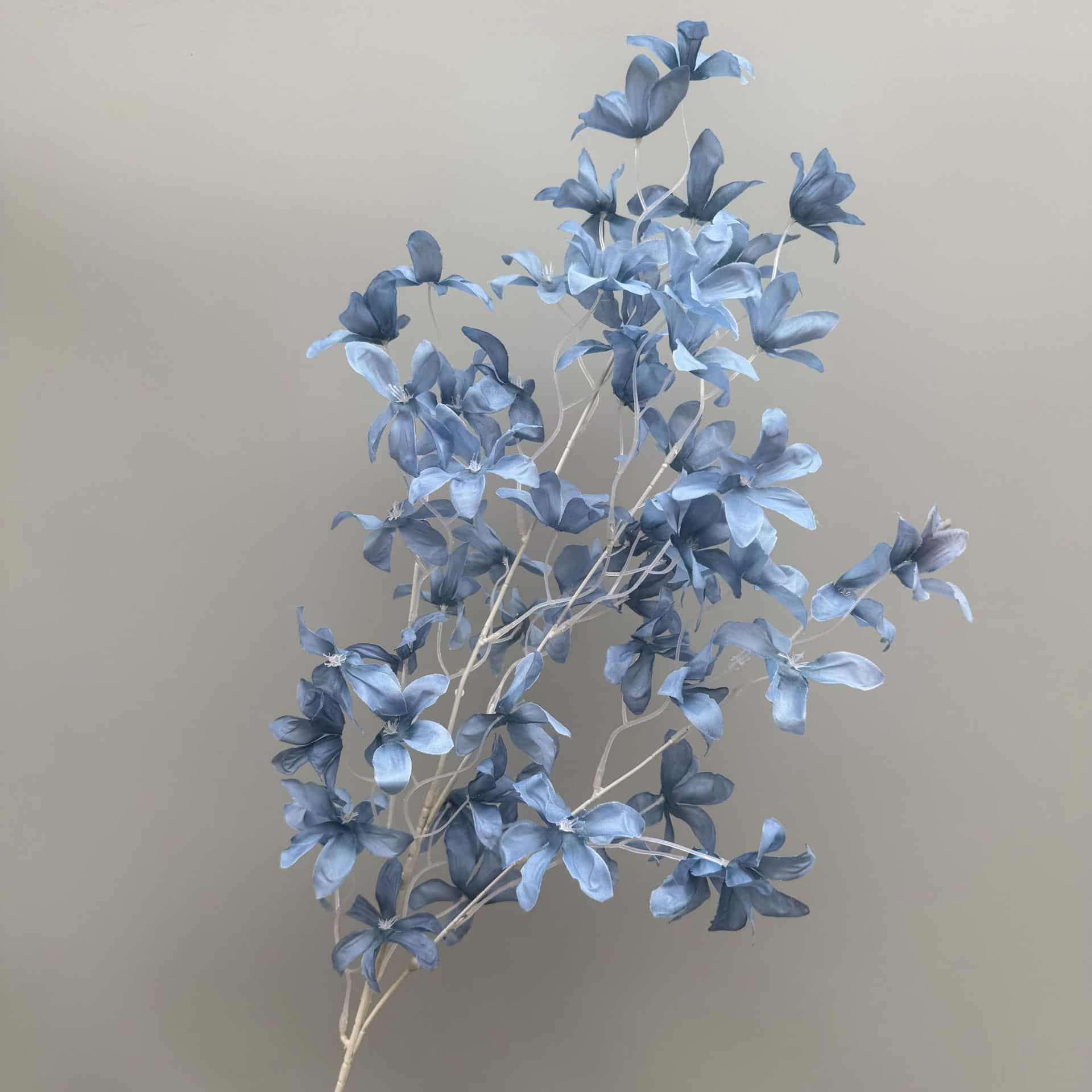 Blue artificial flowers wedding flowers arrangement