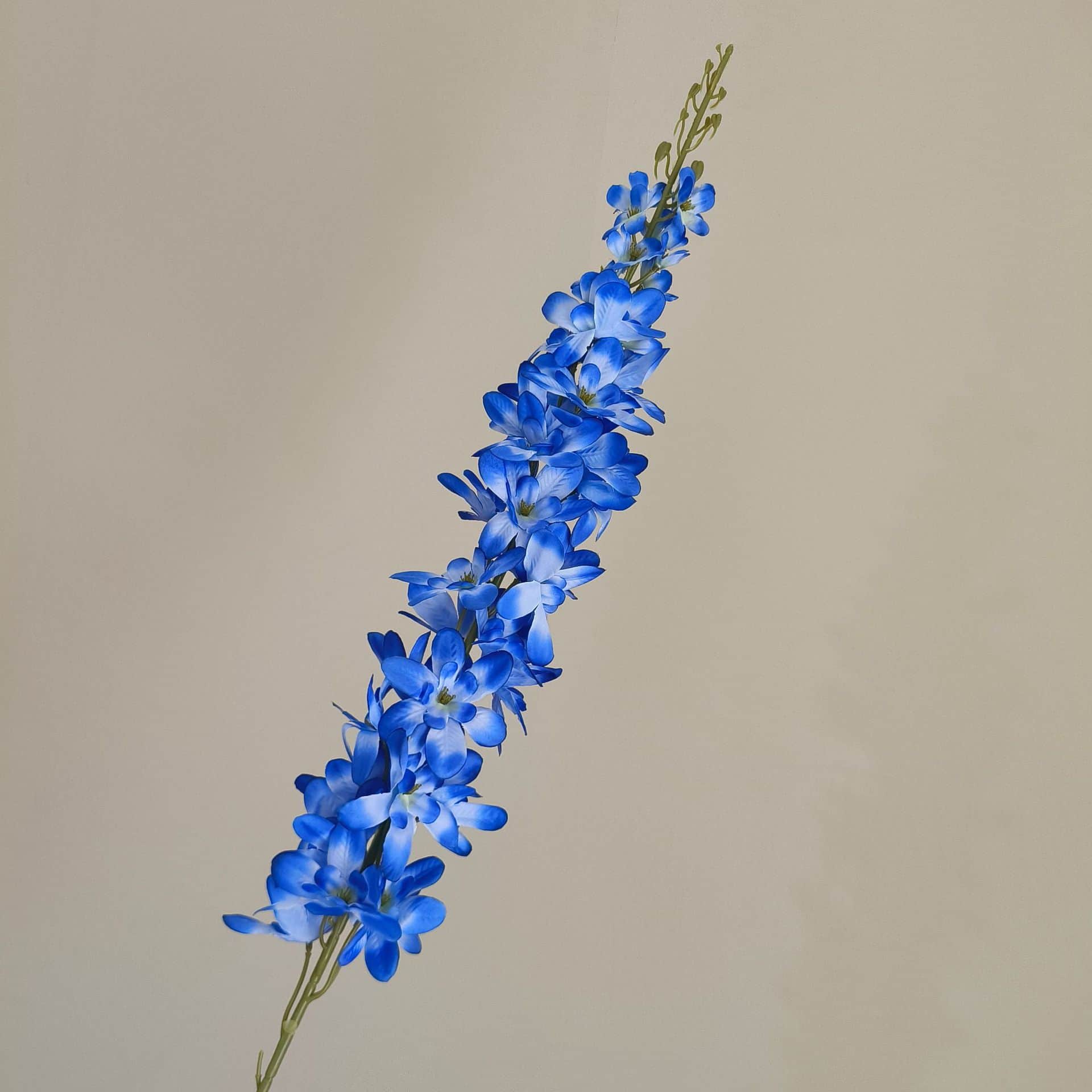 Blue artificial flowers wedding flowers arrangement