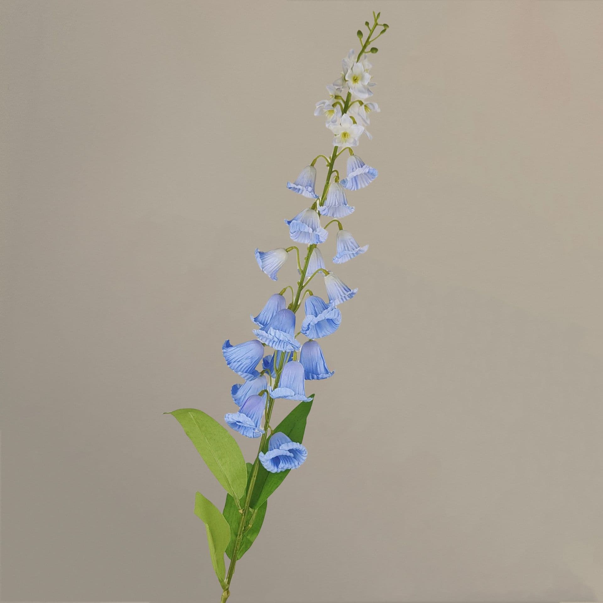 Blue artificial flowers wedding flowers arrangement