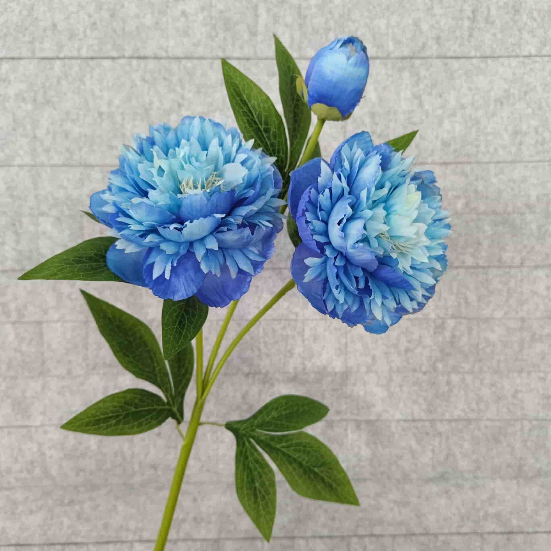 Blue artificial flowers wedding flowers arrangement