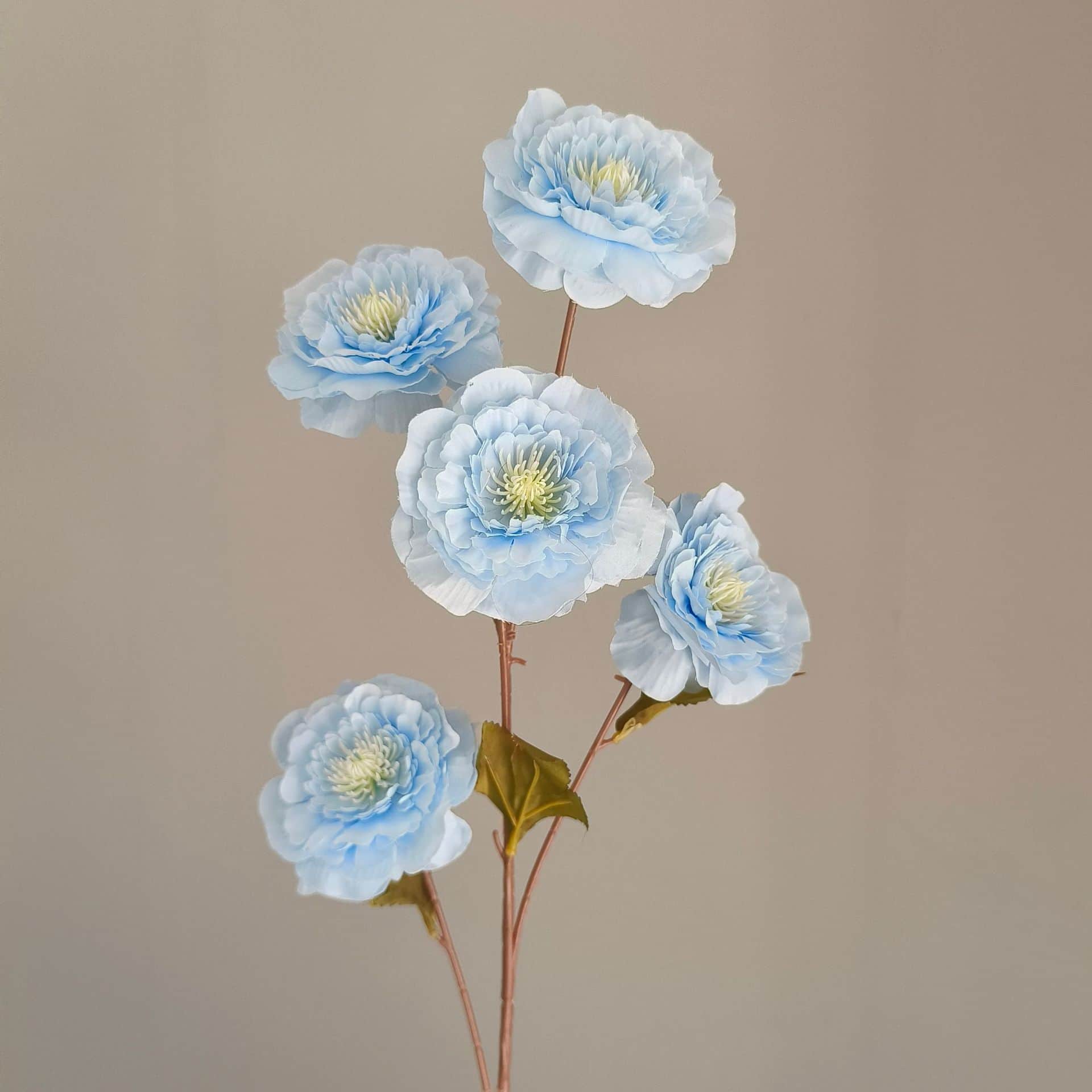 Blue artificial flowers wedding flowers arrangement