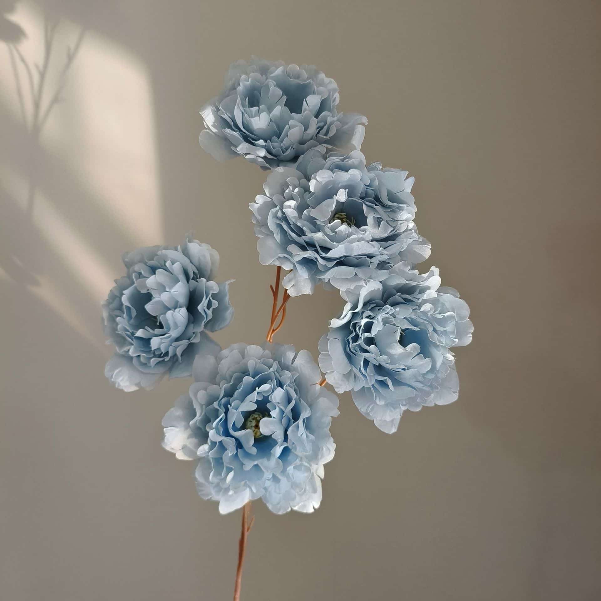 Blue artificial flowers wedding flowers arrangement