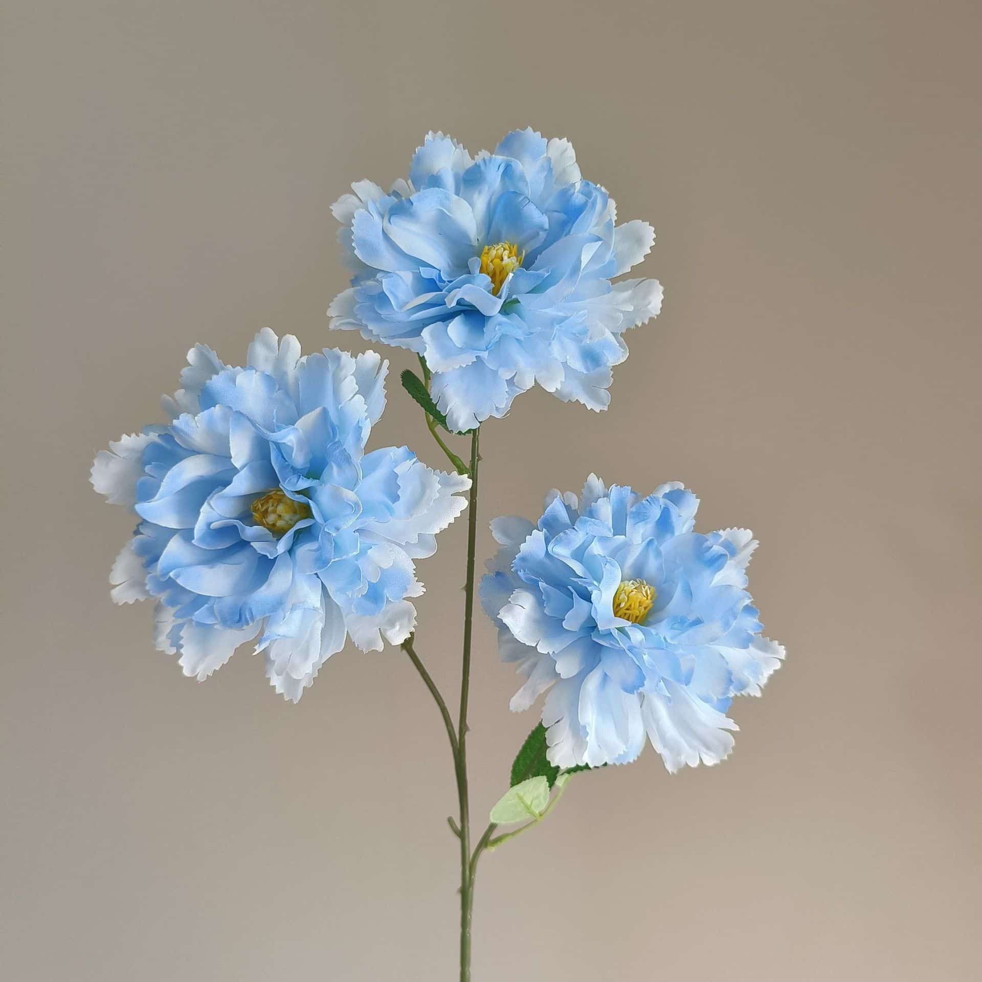 Blue artificial flowers wedding flowers arrangement